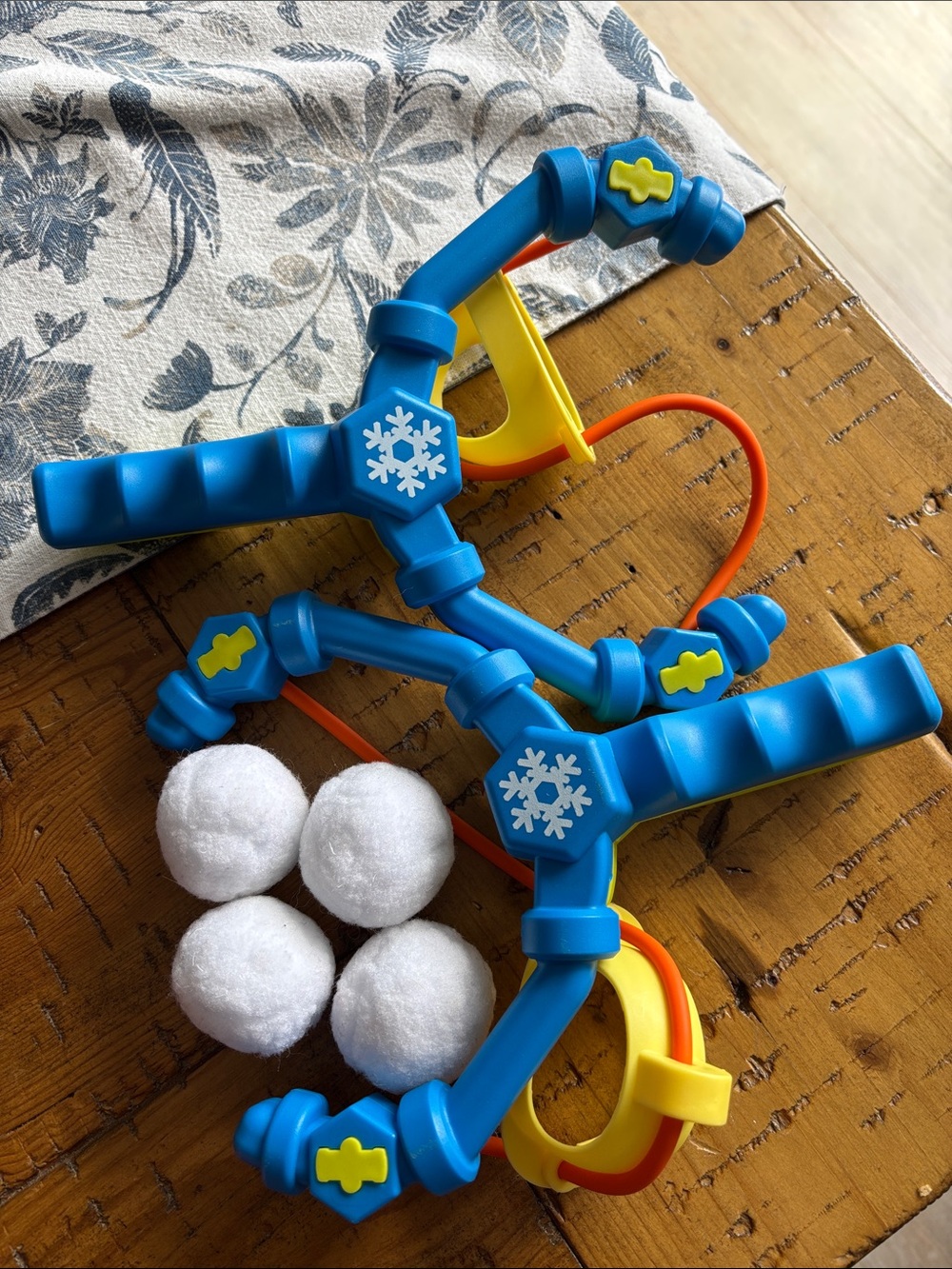 Kids Snowball Launcher Toy